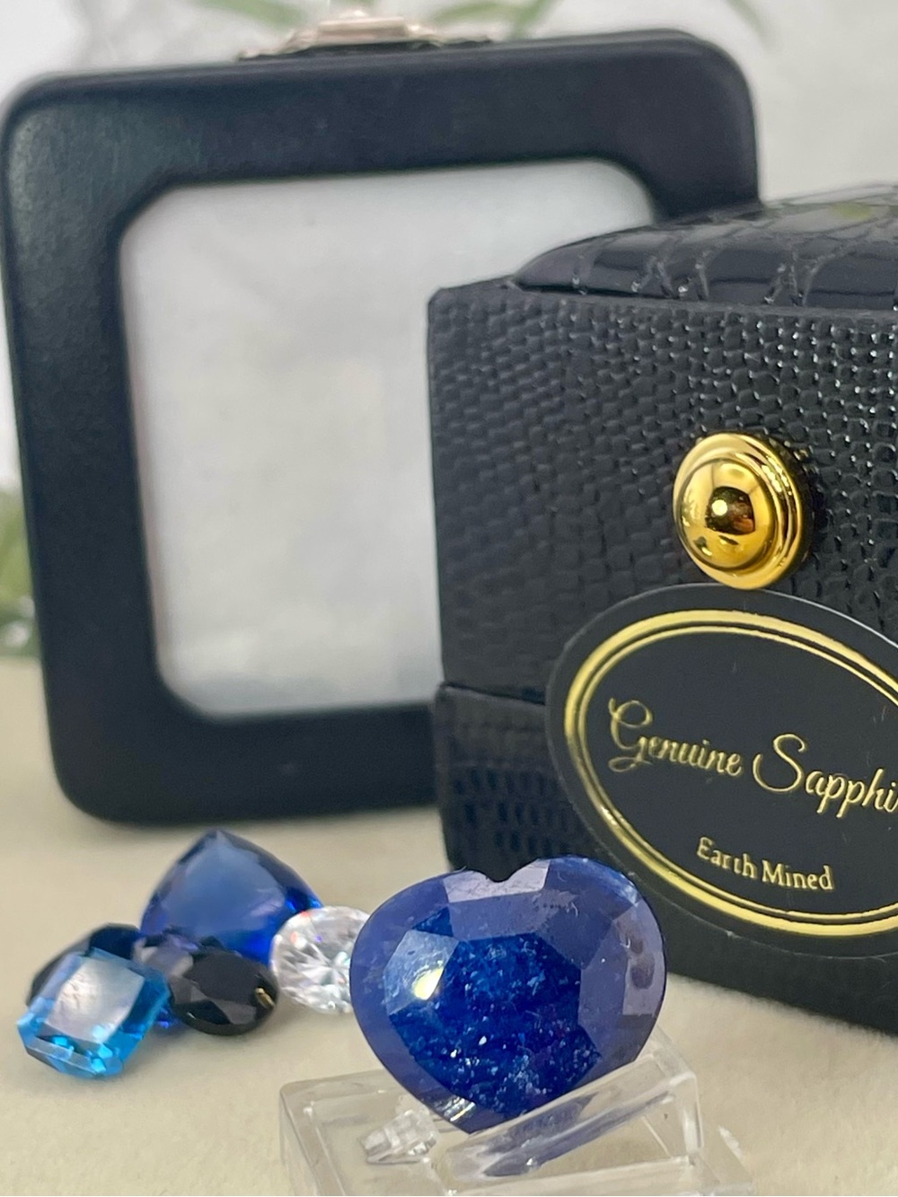 11.5ct Heart Sapphire Simple checkerboard Facet 15x17mm Blue Sapphire Gemstone - Picture 3 of 13